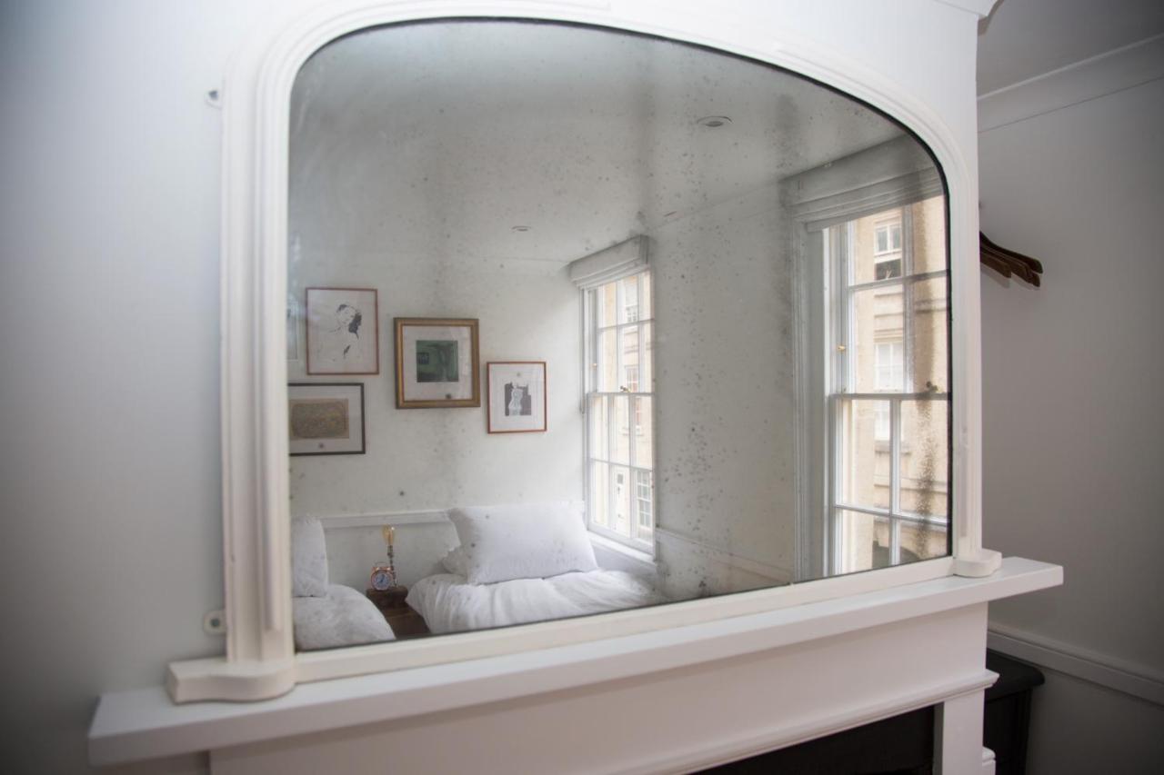 Central Georgian Townhouse With Free Parking Бат Экстерьер фото
